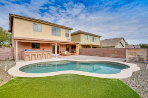 Gorgeous Green Valley Home Patio and Private Pool!